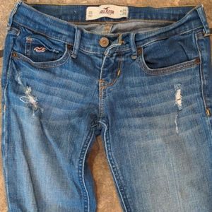 Women's Hollister blue jeans